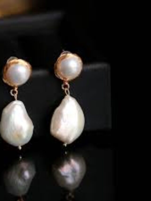 cropped-Pearl-drop-earrings2.jpg